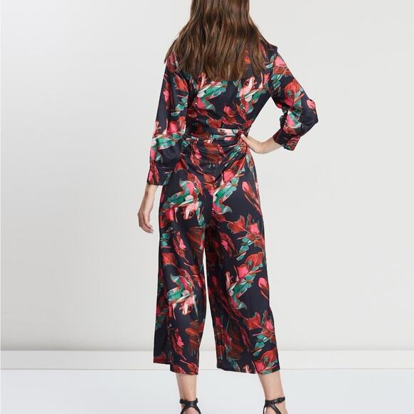 NWT ASOS Lost Ink wide leg jumpsuit with tie waist in abstract floral print XXS - Picture 7 of 16
